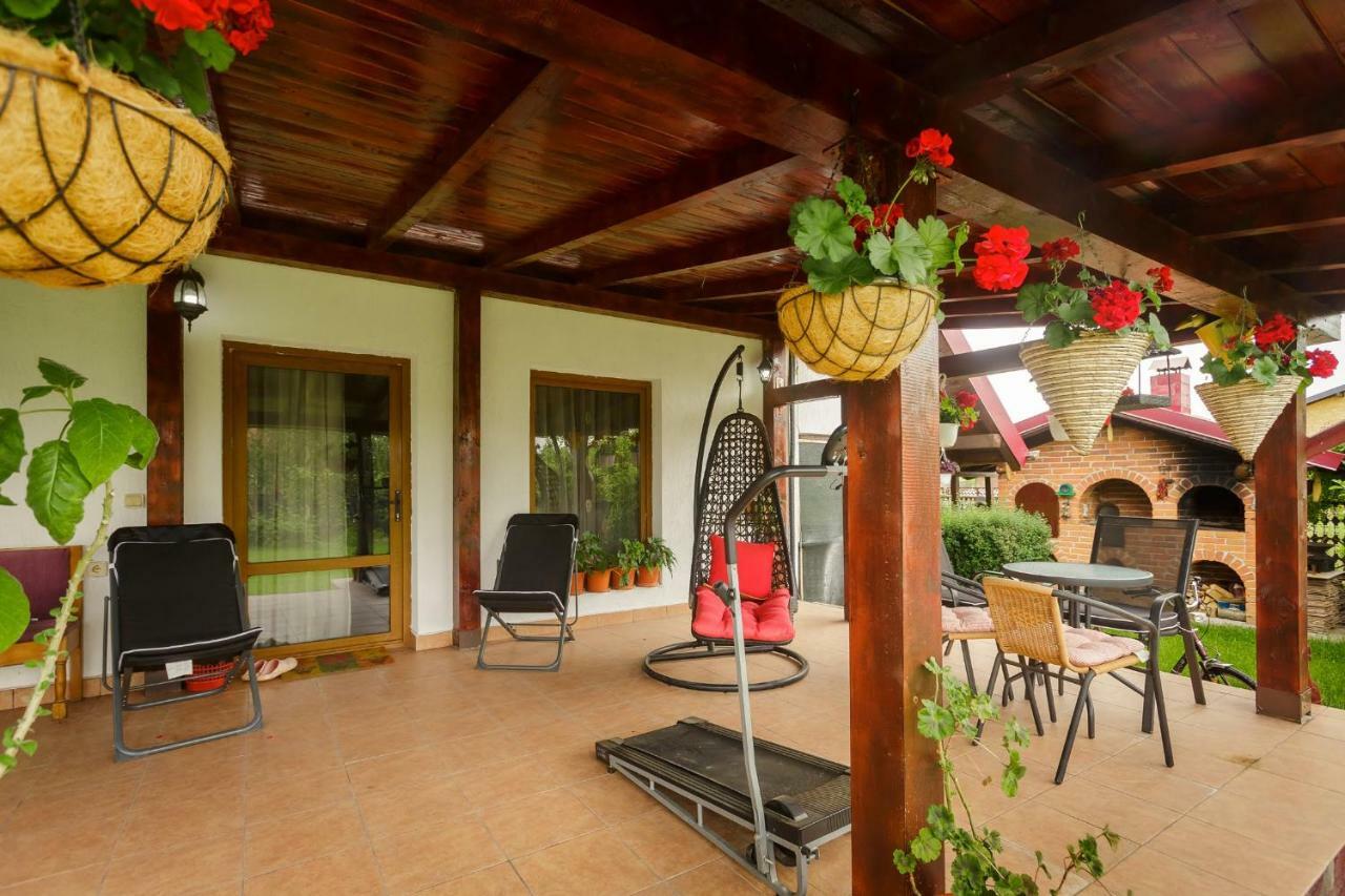 Casa Florilor Hotell Curtea de Argeş Eksteriør bilde